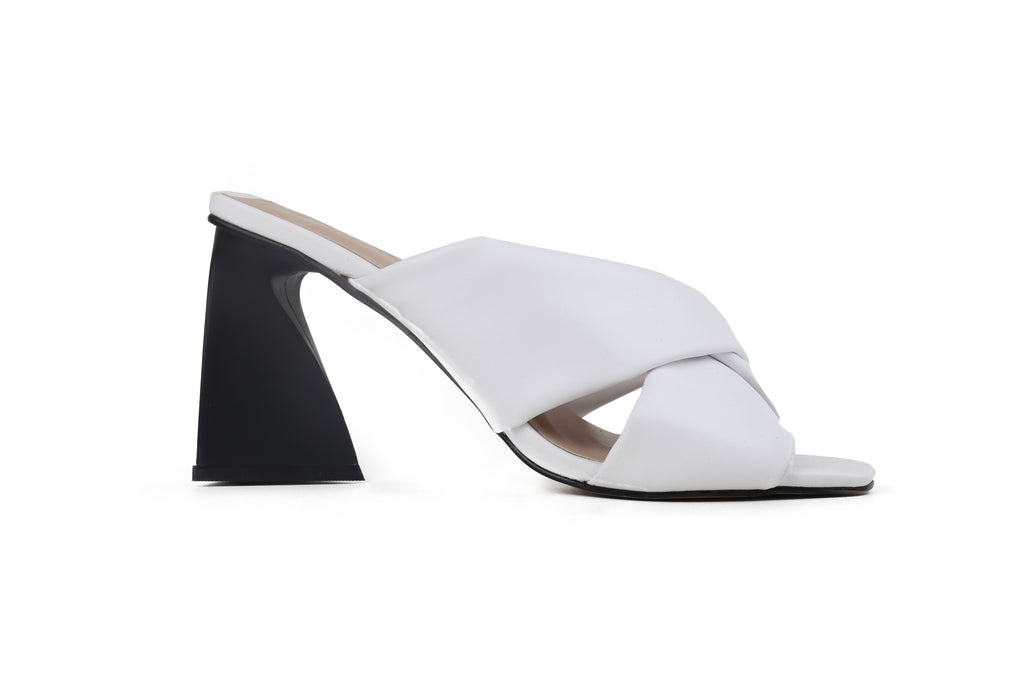 Tamanco Paula Salto Alto Branco